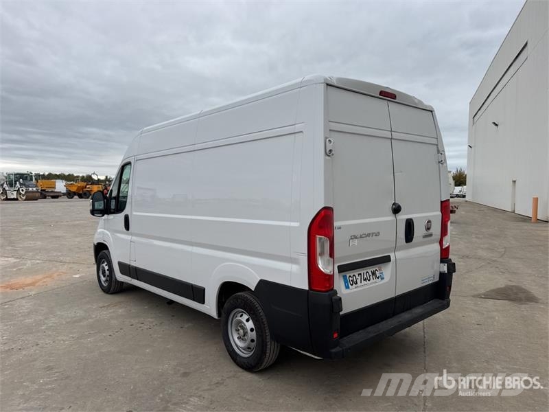 Fiat Ducato Vehicule Utilitaire Cargo Van Utilitara