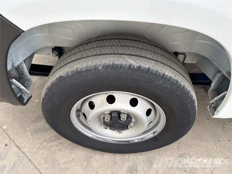 Fiat Ducato Vehicule Utilitaire Cargo Van Utilitara