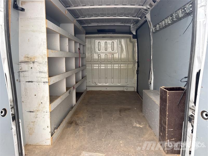 Fiat Ducato Vehicule Utilitaire Cargo Van Utilitara