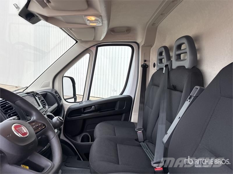 Fiat Ducato Vehicule Utilitaire Cargo Van Utilitara