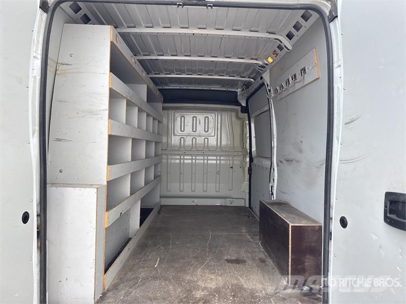 Fiat Ducato Vehicule Utilitaire Cargo Van Utilitara