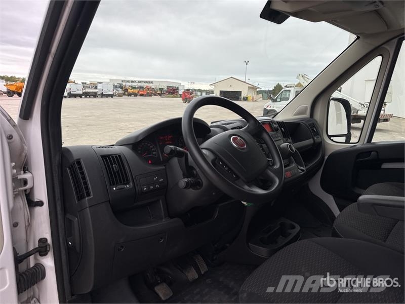 Fiat Ducato Vehicule Utilitaire Cargo Van Utilitara