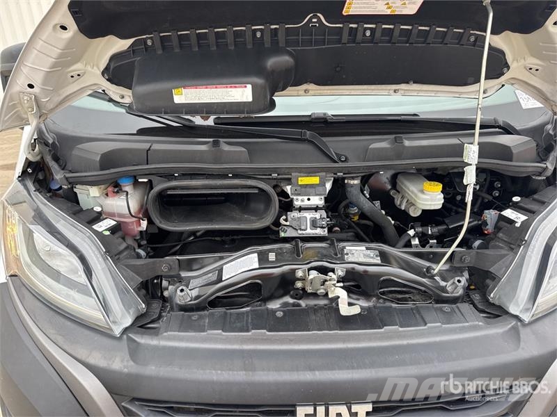 Fiat Ducato Vehicule Utilitaire Cargo Van Utilitara