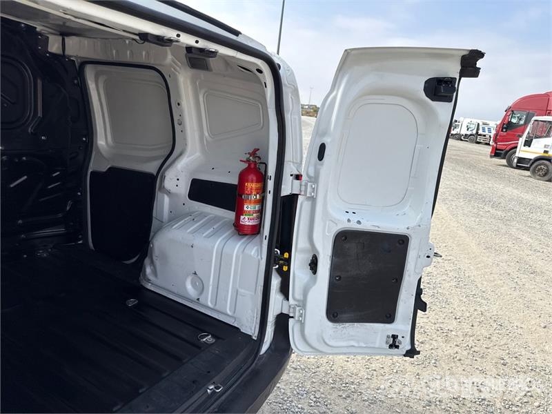 Fiat Fiorino 1.3 MJT 95CV E6D-TEMP SX Cargo Van Изотермический фургон