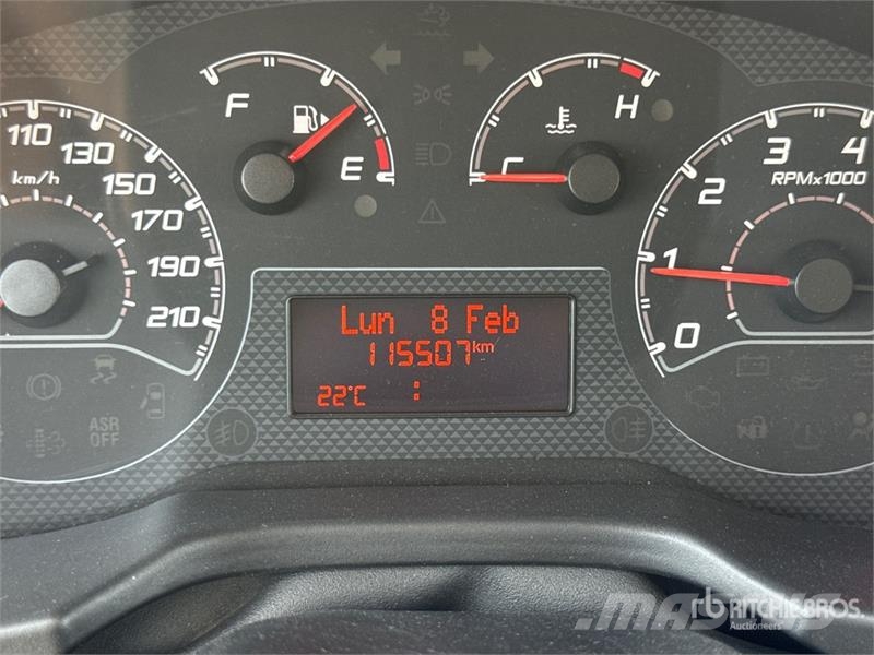 Fiat Fiorino 1.3 MJT 95CV E6D-TEMP SX Cargo Van Изотермический фургон