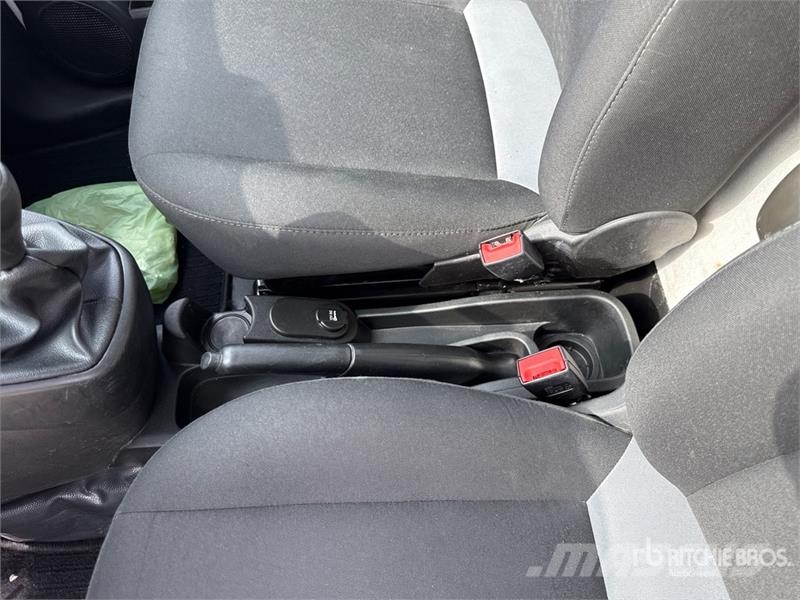 Fiat Fiorino 1.3 MJT 95CV E6D-TEMP SX Cargo Van Изотермический фургон