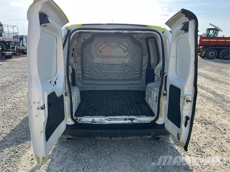 Fiat Fiorino 1.3 MJT Cargo Van Kaubikud