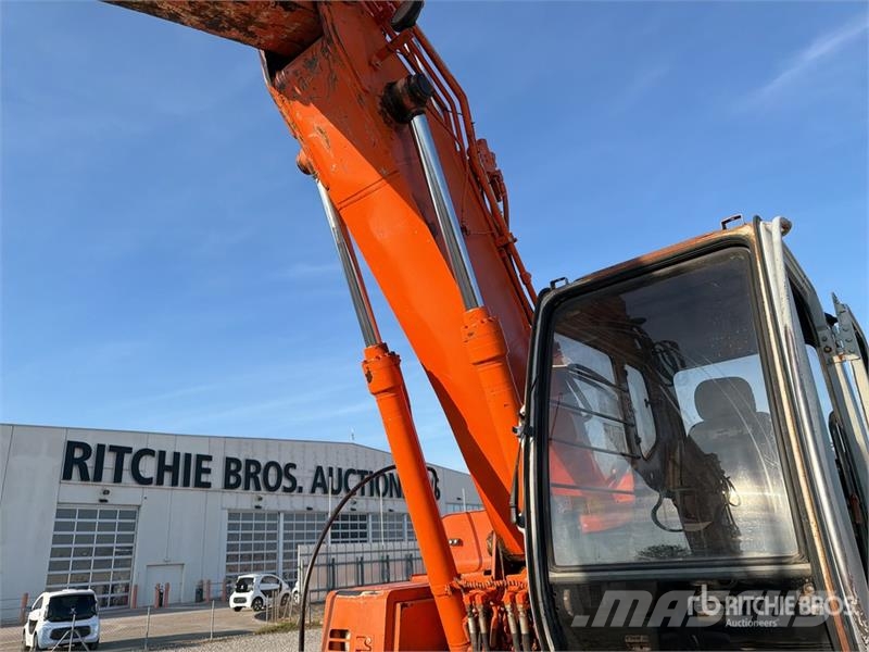 Fiat-Hitachi EX235T Tracked Excavator Bageri gusjeničari