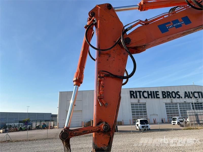 Fiat-Hitachi EX235T Tracked Excavator Bageri gusjeničari