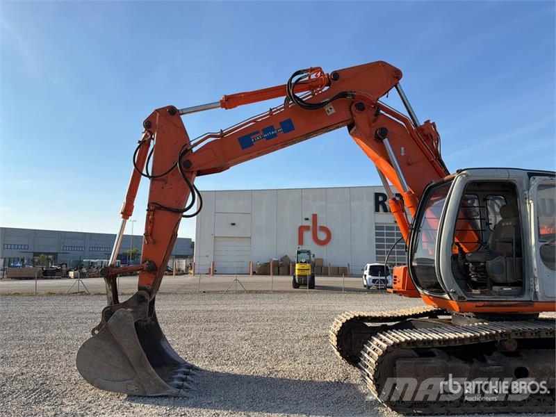 Fiat-Hitachi EX235T Tracked Excavator Bageri gusjeničari