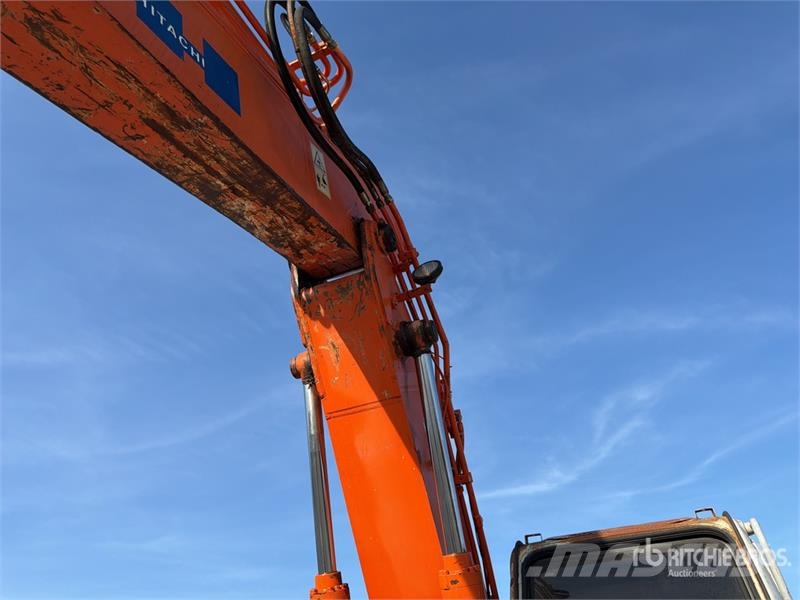 Fiat-Hitachi EX235T Tracked Excavator Bageri gusjeničari