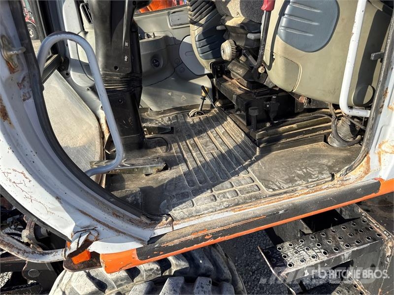 Fiat Kobelco EX135 W Wheel Excavator Mobilbagger