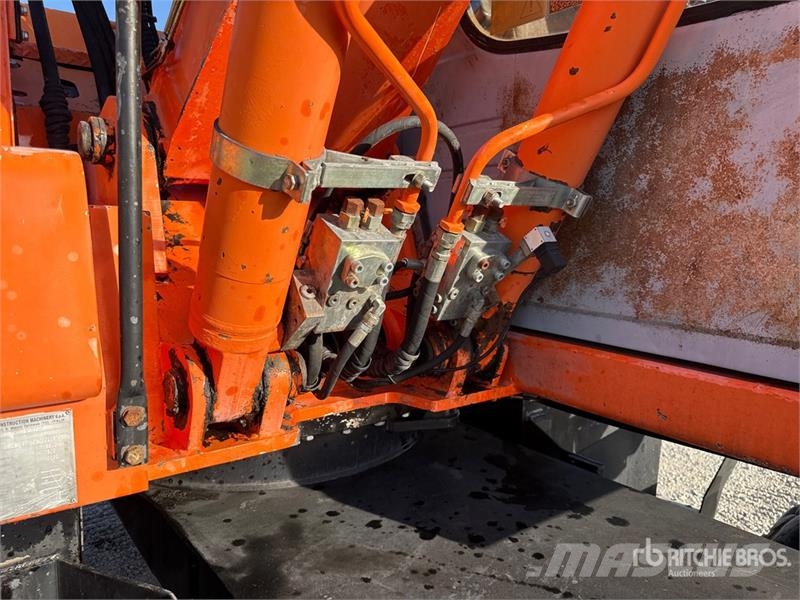 Fiat Kobelco EX135 W Wheel Excavator Mobilbagger