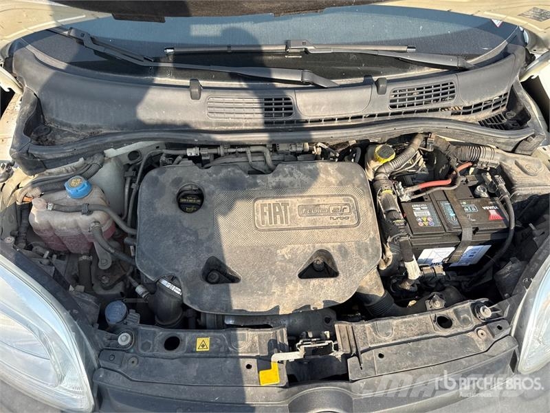 Fiat Panda 0.9 TWINAIR TURBO 85CV SeS 4X4 Van Truck Sanduk kamioni