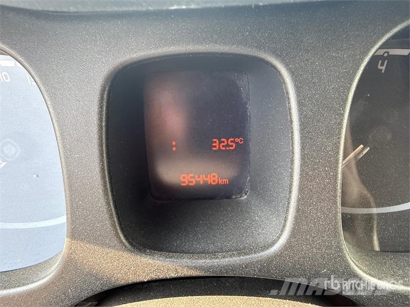 Fiat Panda 0.9 TWINAIR TURBO 85CV SeS 4X4 Van Truck Sanduk kamioni