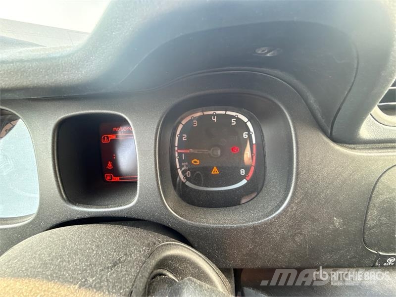 Fiat Panda 0.9 TWINAIR TURBO 85CV SeS 4X4 Van Truck Sanduk kamioni