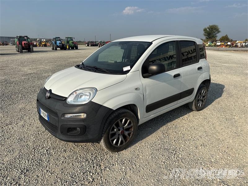 Fiat Panda 0.9 TWINAIR TURBO 85CV SeS 4X4 Van Truck Sanduk kamioni