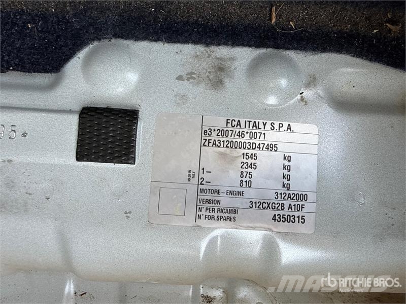 Fiat Panda 0.9 TWINAIR TURBO 85CV SeS 4X4 Van Truck Sanduk kamioni