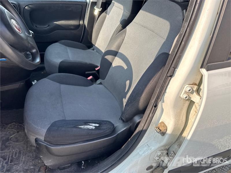 Fiat Panda 0.9 TWINAIR TURBO 85CV SeS 4X4 Van Truck Sanduk kamioni