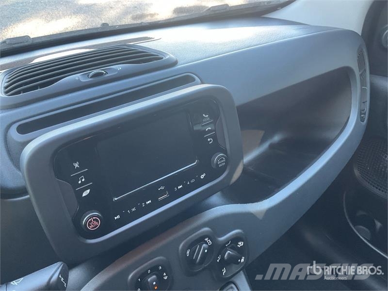 Fiat Panda 1.0 MildHybrid 52 KW Automobile Personbiler