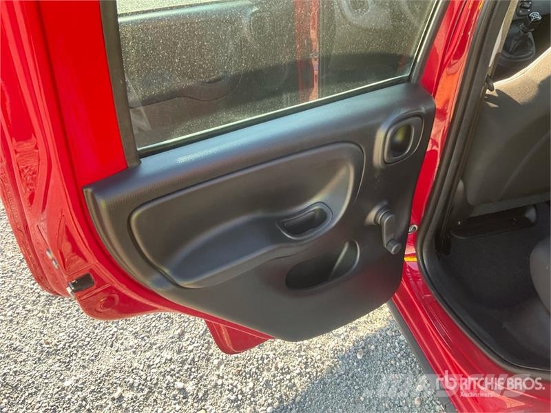 Fiat Panda 1.0 MildHybrid 52 KW Automobile Personbiler