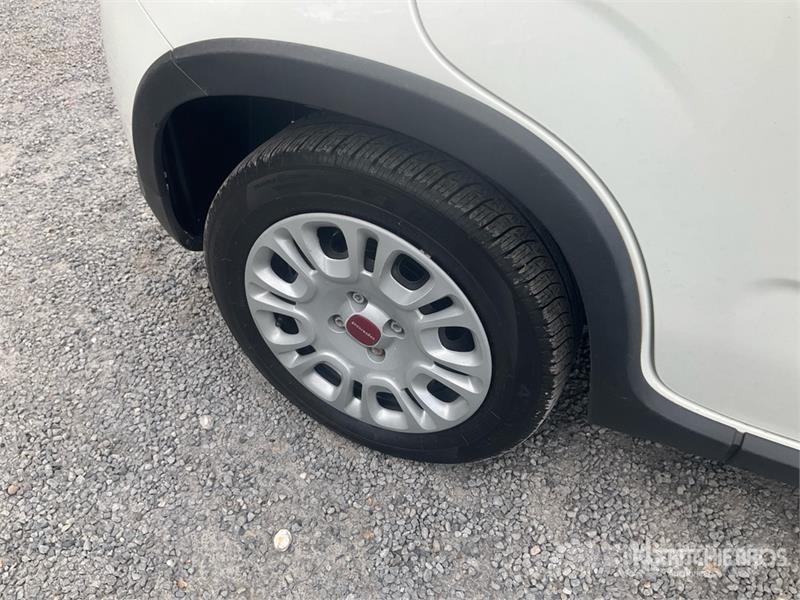 Fiat Panda 1.0 MildHybrid 52 KW Automobile Personbiler