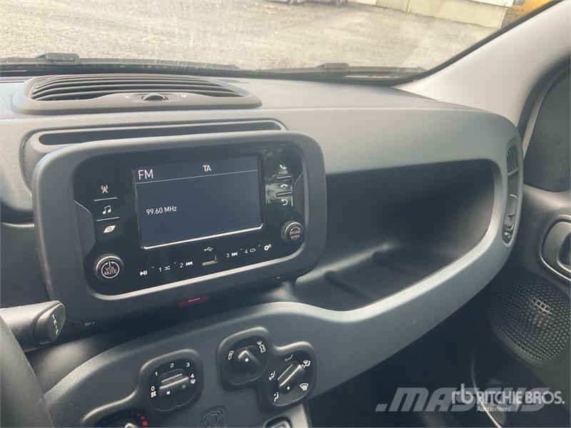 Fiat Panda 1.0 MildHybrid 52 KW Automobile Personbiler
