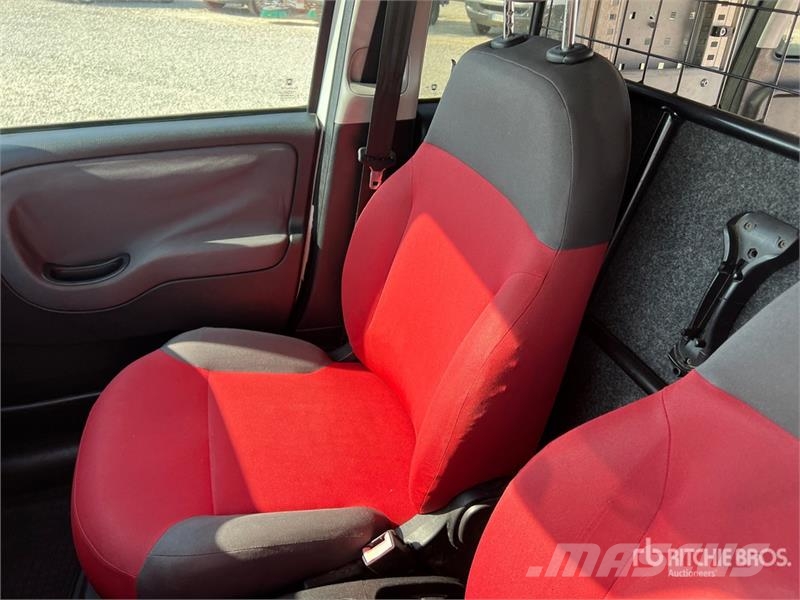 Fiat Panda 1.3 MJT 75CV EU5 VAN CLIMBING 4X4 2P.POP Car Pakettiautot