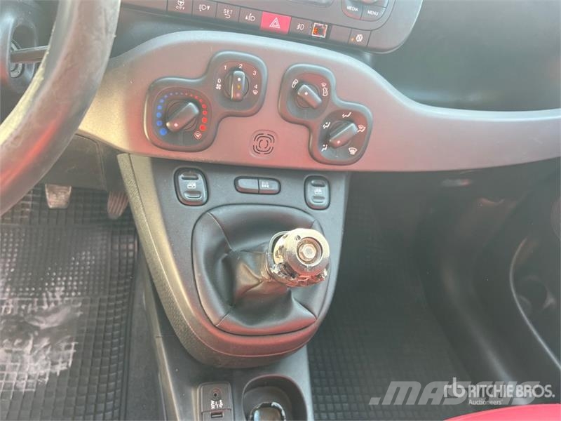 Fiat Panda 1.3 MJT 75CV EU5 VAN CLIMBING 4X4 2P.POP Car Pakettiautot