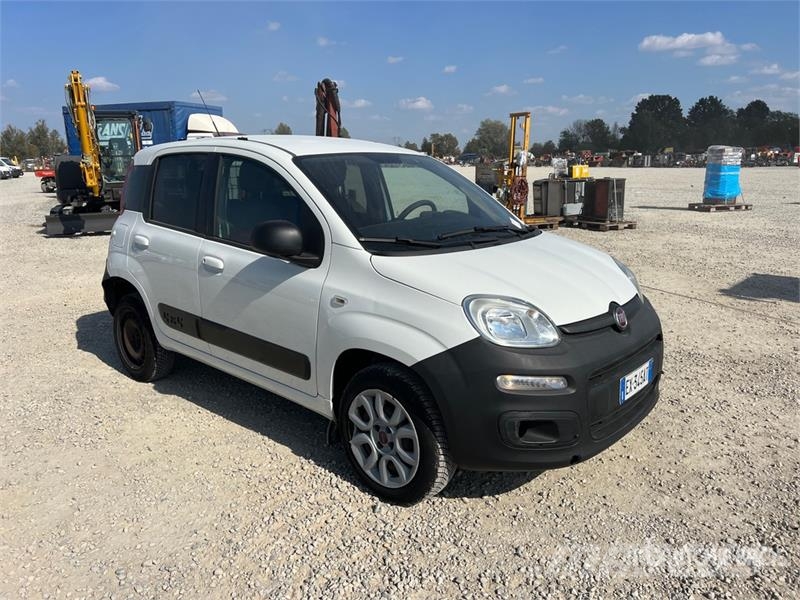 Fiat Panda 1.3 MJT 75CV EU5 VAN CLIMBING 4X4 2P.POP Car Pakettiautot