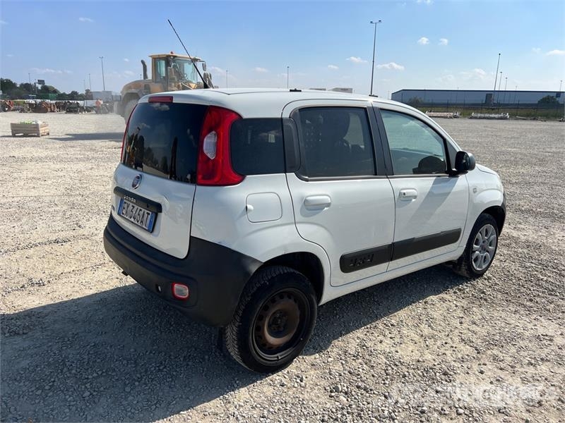 Fiat Panda 1.3 MJT 75CV EU5 VAN CLIMBING 4X4 2P.POP Car Pakettiautot