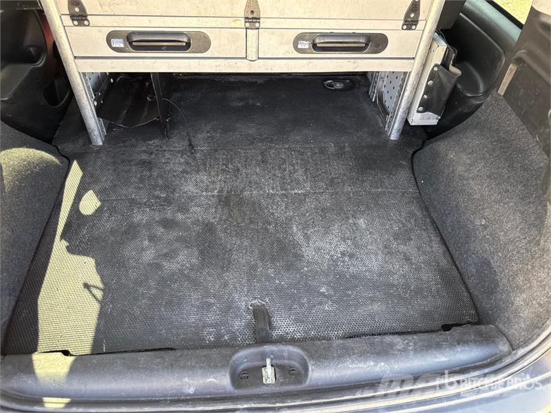 Fiat Panda 1.3 MJT 80CV VAN 4X4 2P.POP Cargo Van Transporterek