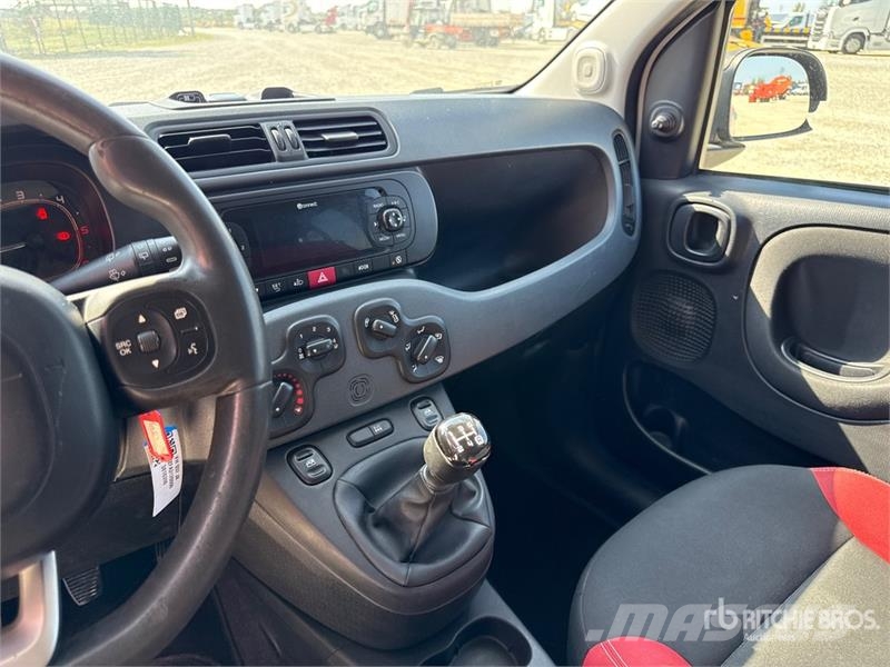 Fiat Panda 1.3 MJT 80CV VAN 4X4 2P.POP Cargo Van Transporterek