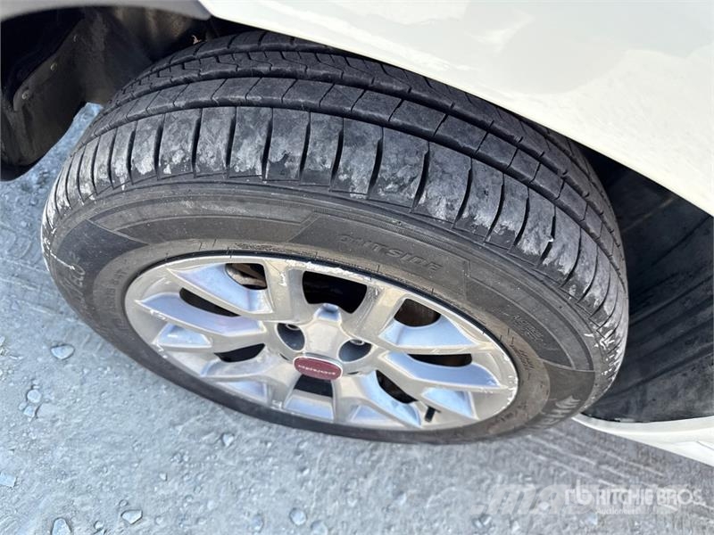Fiat Panda 1.3 MJT 80CV VAN 4X4 2P.POP Cargo Van Transporterek