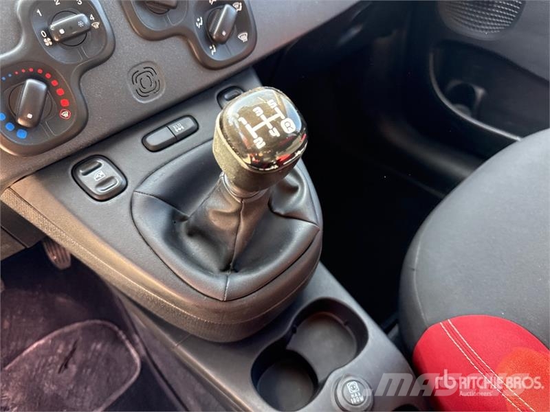 Fiat Panda 1.3 MJT 80CV VAN 4X4 2P.POP Cargo Van Transporterek
