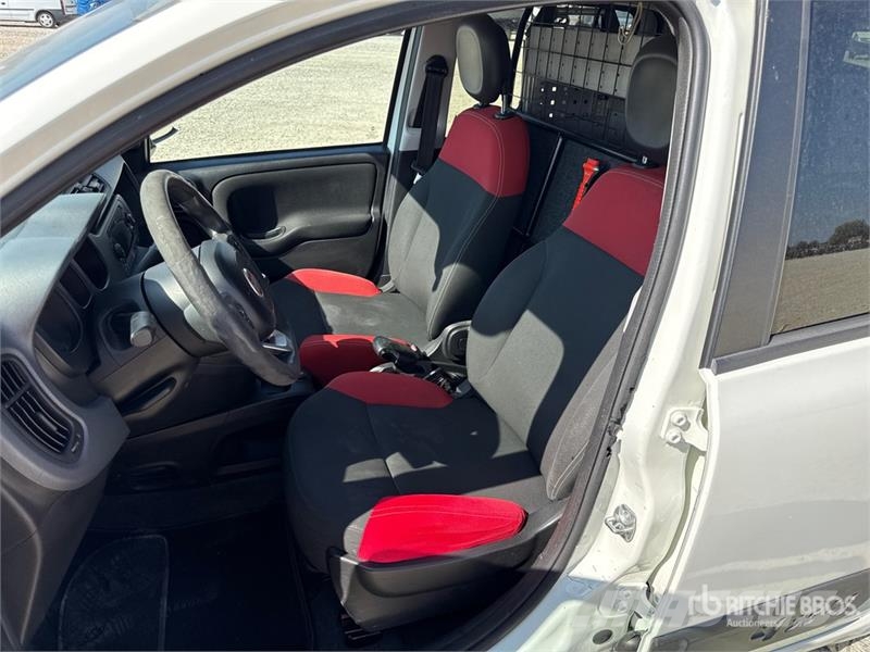 Fiat Panda 1.3 MJT 80CV VAN 4X4 2P.POP Cargo Van Transporterek