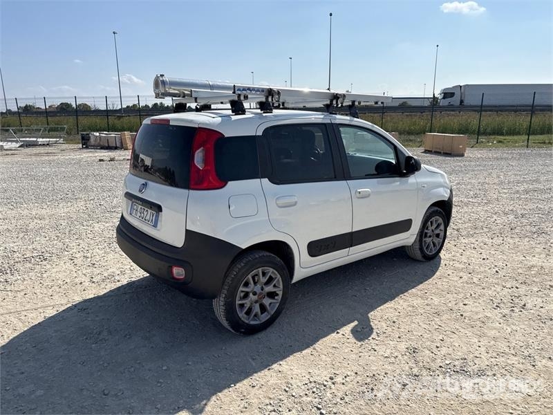 Fiat Panda 1.3 MJT 80CV VAN 4X4 2P.POP Cargo Van Transporterek