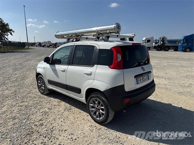 Fiat Panda 1.3 MJT 80CV VAN 4X4 2P.POP Cargo Van Transporterek