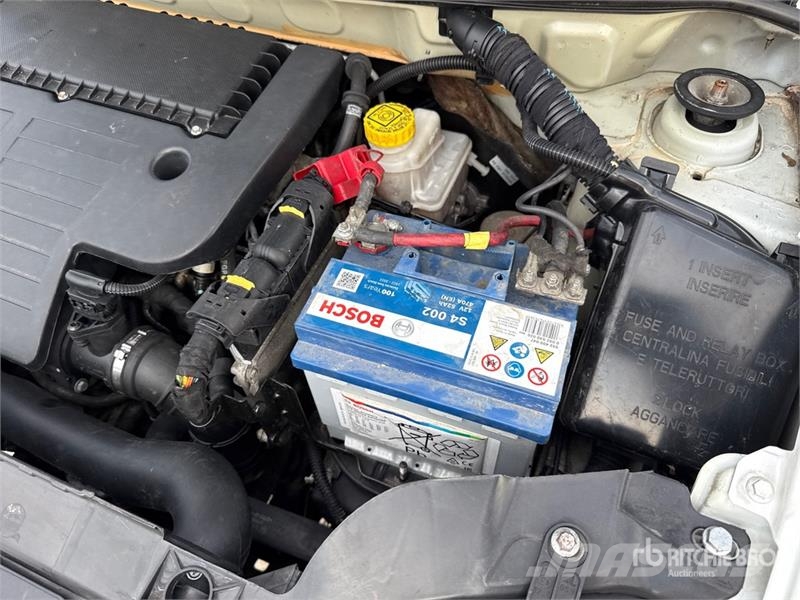 Fiat Panda 4x4 Cargo Van Dostavna vozila / kombiji