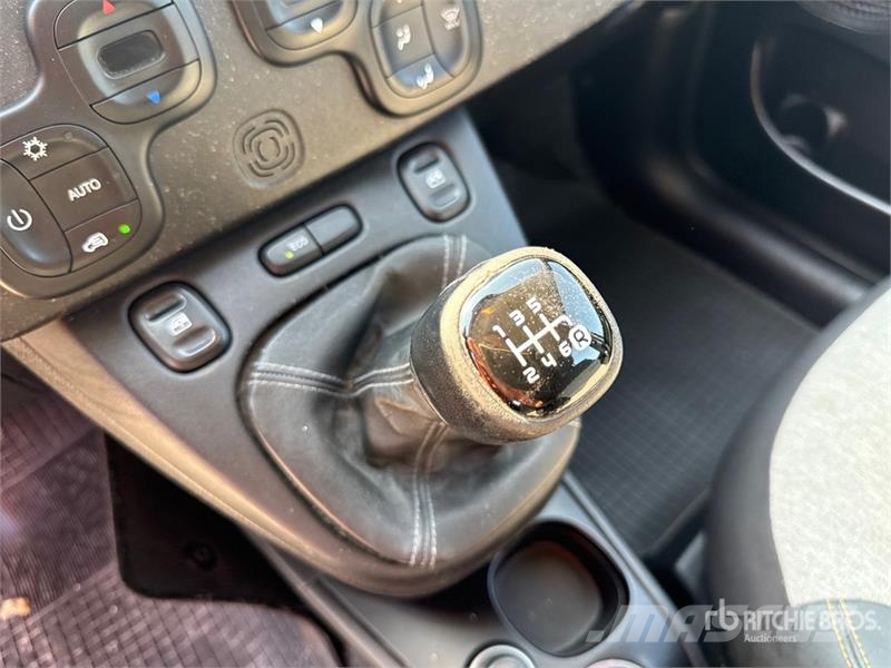 Fiat Panda 4X4 Cross Automobile Automobili