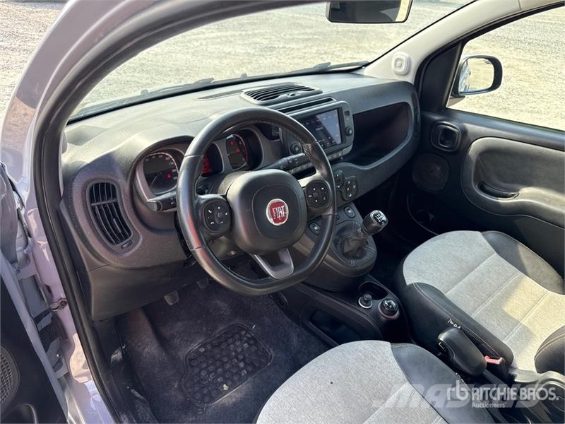 Fiat Panda 4X4 Cross Automobile Automobili
