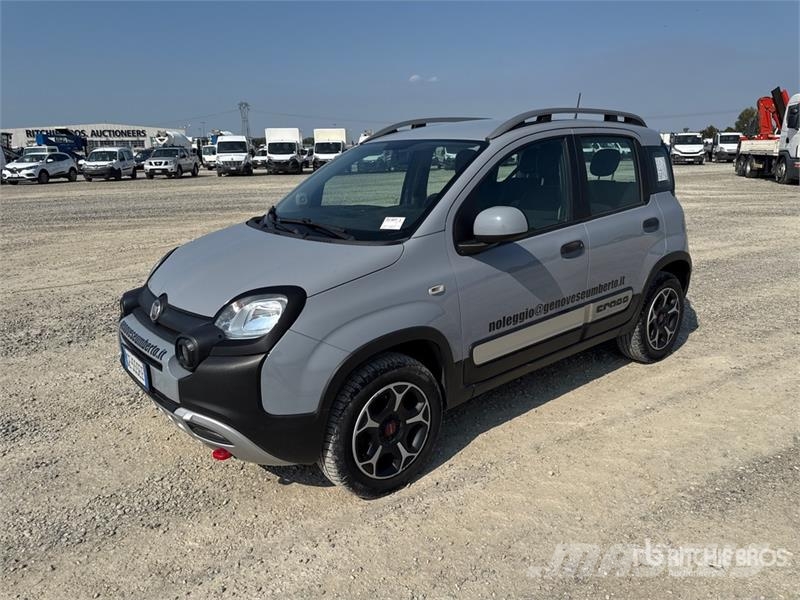 Fiat Panda 4X4 Cross Automobile Automobili
