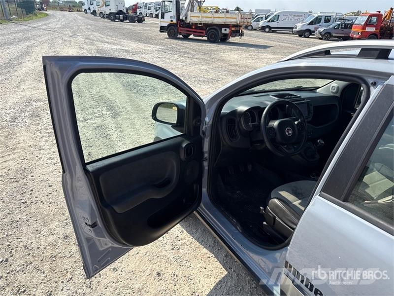 Fiat Panda 4X4 Cross Automobile Automobili