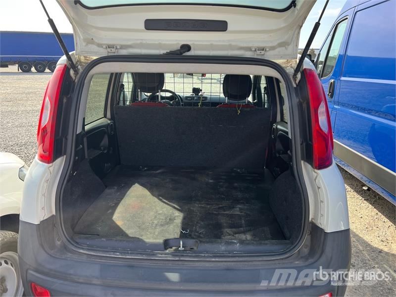 Fiat Panda 900CC 85CV VAN EU6D 4X4 2P.POP Cargo Van Lieferwagen