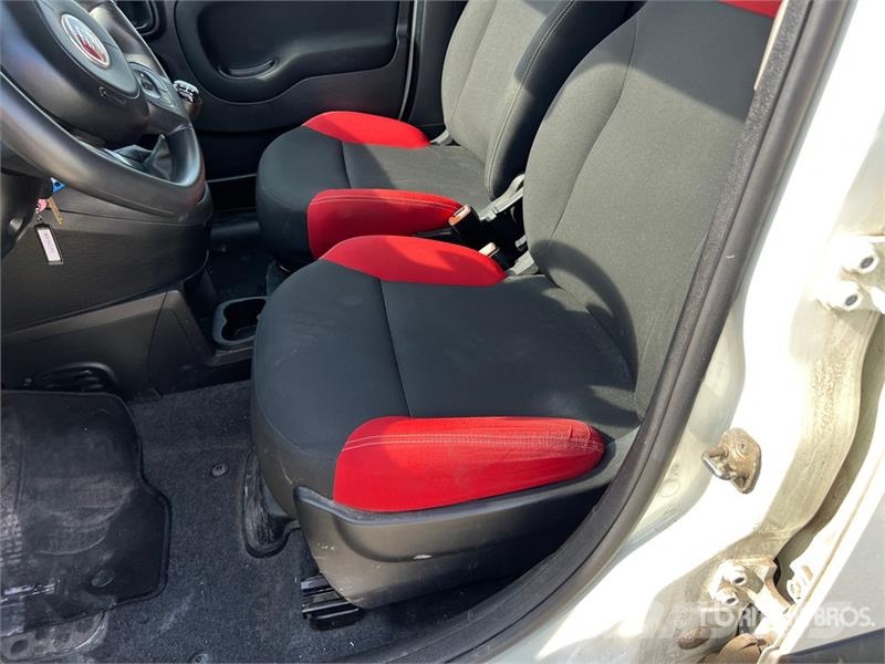 Fiat Panda 900CC 85CV VAN EU6D 4X4 2P.POP Cargo Van Panel vans