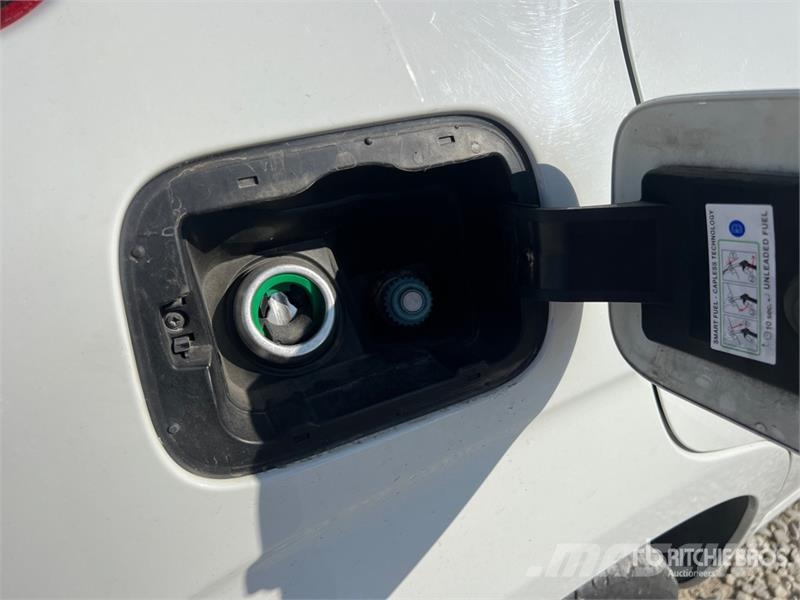 Fiat Panda 900CC NATURAL POWER EURO6 VAN 2 P Cargo Van Pakettiautot