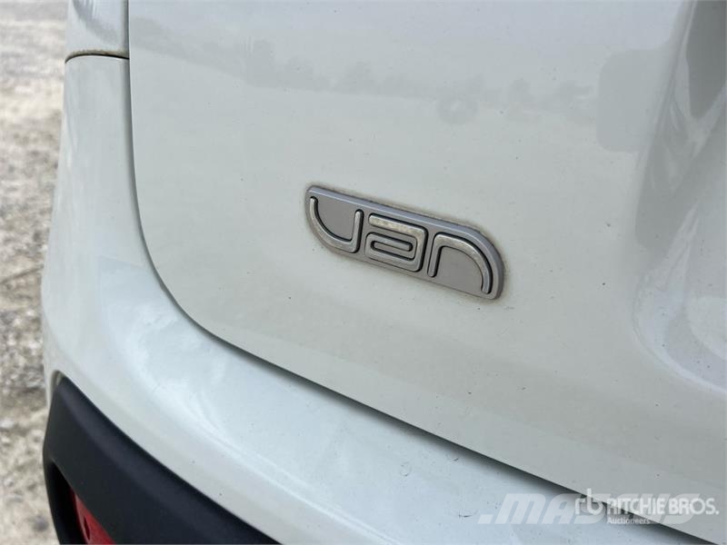 Fiat Panda Cargo Van Transporterek