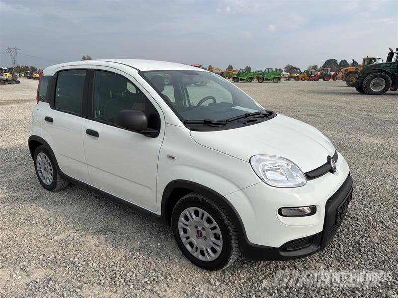 Fiat Panda Hybrid 1.0 52 KW Mild/Hybrid Automobile Auto's