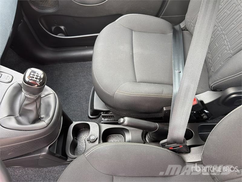 Fiat Panda Hybrid 1.0 52 KW Mild/Hybrid Automobile Auto's