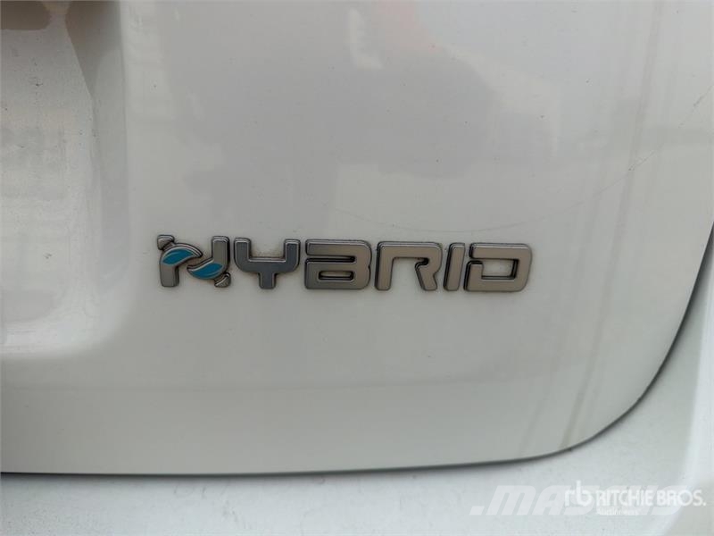 Fiat Panda Hybrid Automobile Auto's